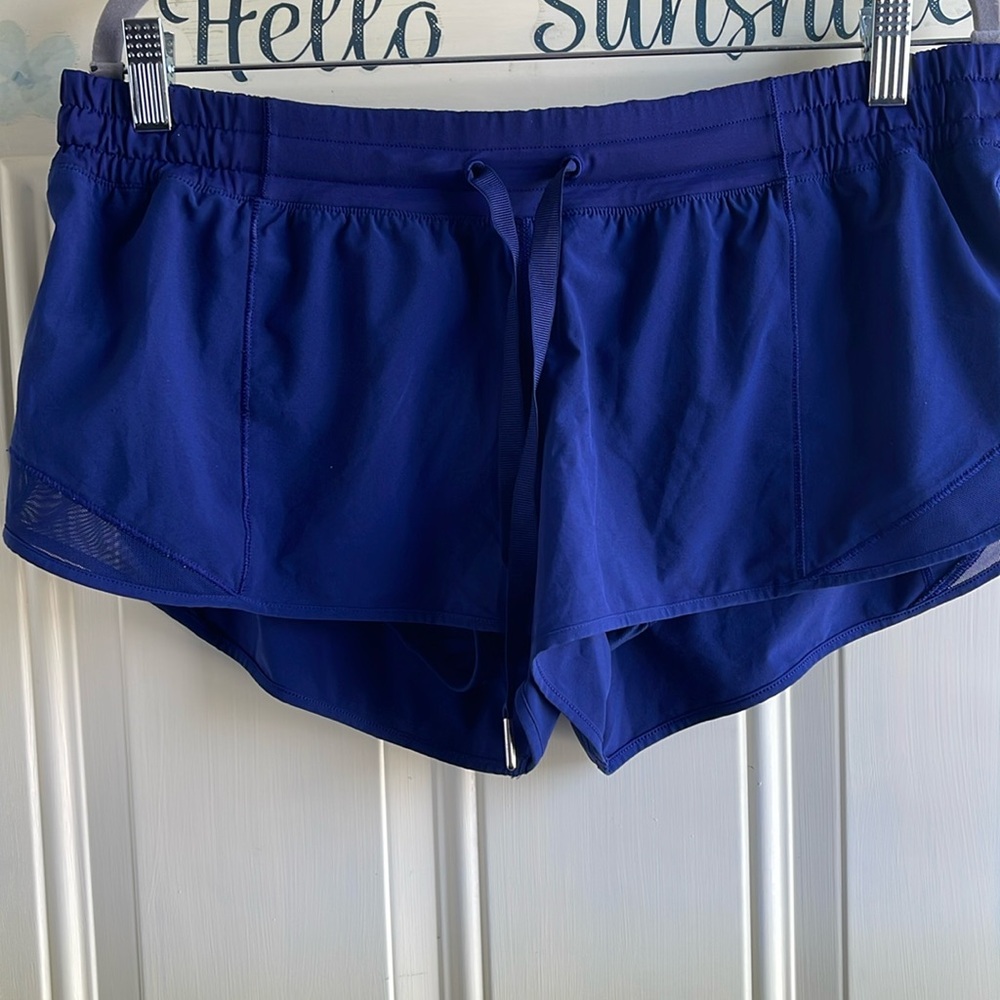 Lululemon Hotty Hot Short 2.5”